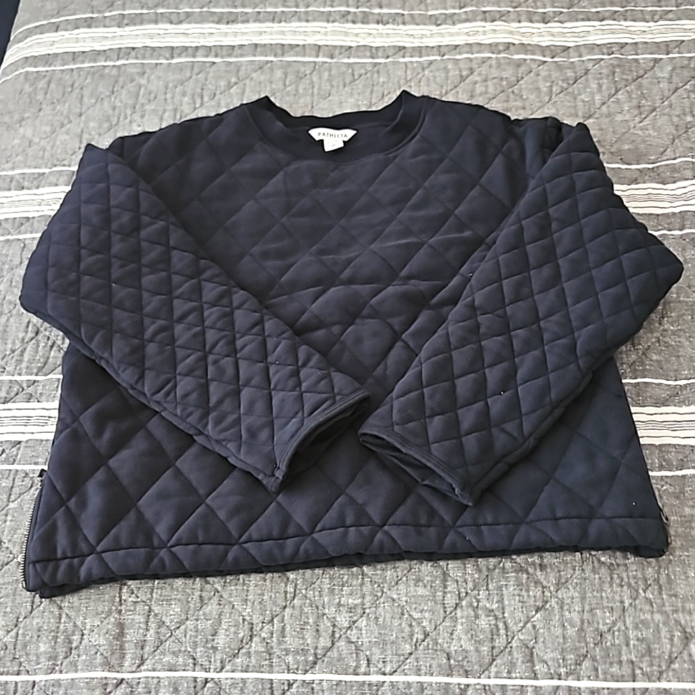 Athleta Quilted Sweatshirt, size medium